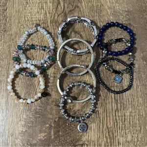 10 stretchy bracelets. Excellent condition.